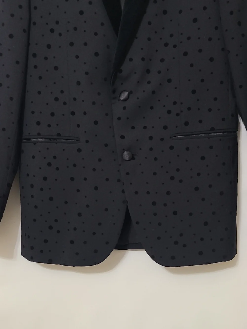 Bar III Men's Slim Fit Black Polka Dot Velvet-Trim‎ 2-Button Blazer Jacket - 38R